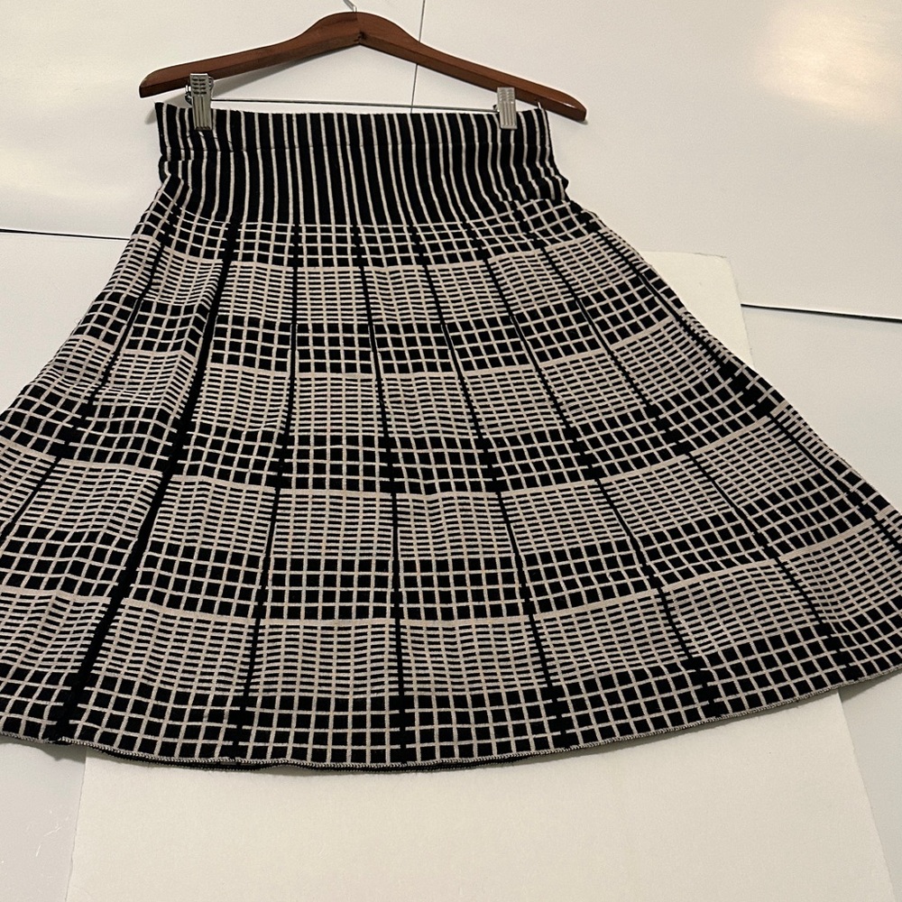 Elegant Black and Bage Checkered Skirt